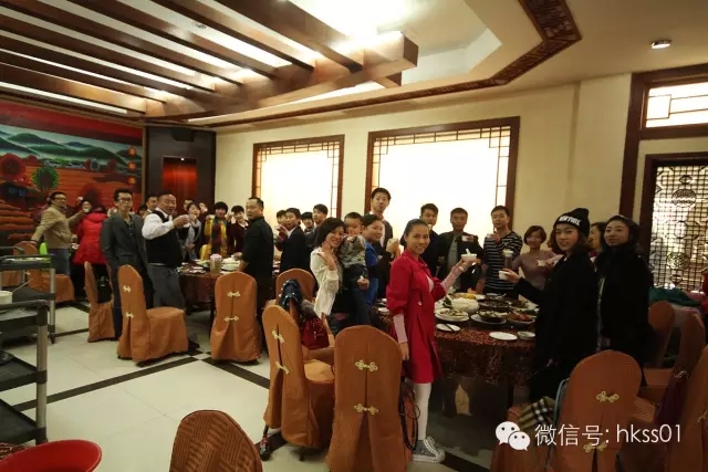 盛世集團(tuán)全體行政及盛世美頸杯第56屆國際小姐深圳組委會成員前往“龍門縣天然溫泉二天一夜游”